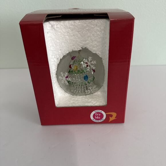 Spun Glass Christmas Tree in Globe Light Up Ornament 6" Clear NEW - Picture 6 of 8